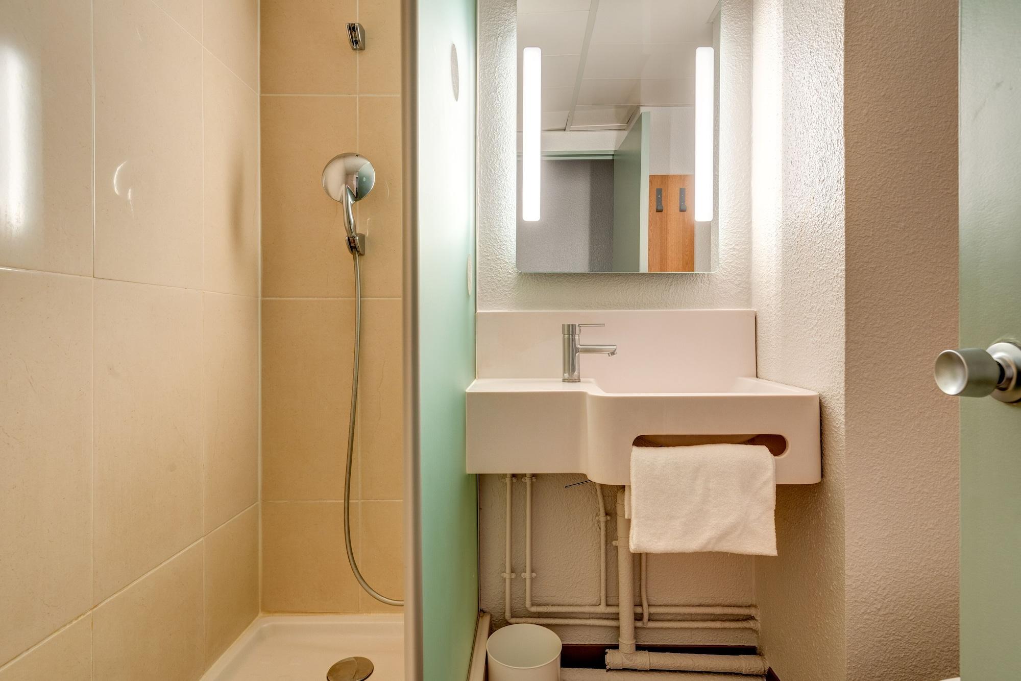 B&B Hotel Orly Rungis Aeroport 2 Etoiles Exterior foto
